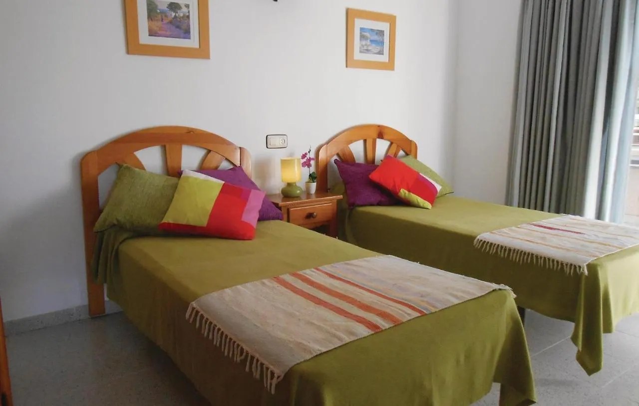 Awesome Apartment In Blanes With Kitchen 0*,